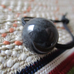 世界最古の霊石：翡翠 ミャンマー黒翡翠 お紐仕立て 無段階調節可能ネックレスもしくはストラップ 417 2枚目の画像