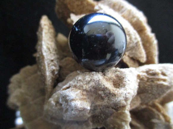 在庫限り特価　天然黒水晶：モリオン 丸玉　20ｍｍ 912-1 3枚目の画像