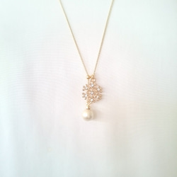 送料無料◆再販67*ラリエット。snow&pearlロングネックレス【ゴールドカラー】 4枚目の画像