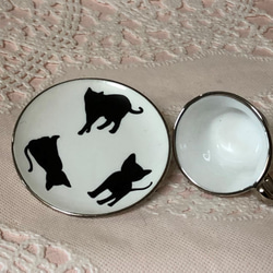 ミニチュア食器　黒猫クーのちいさなカップ&ソーサー 5枚目の画像