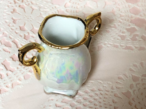 微型室內陶器金銀花瓶 第5張的照片