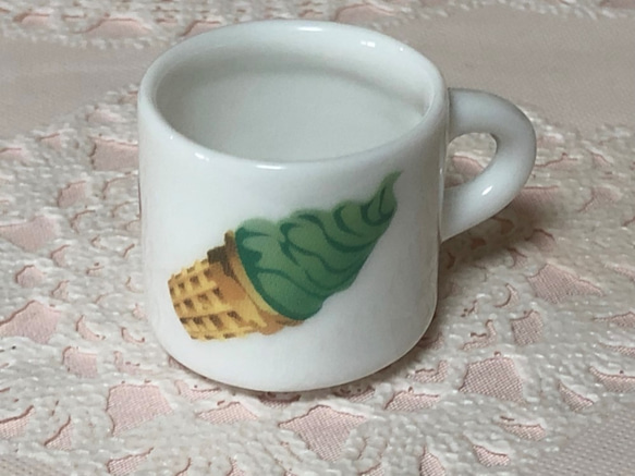 微型餐具馬克杯抹茶冰淇淋 第1張的照片