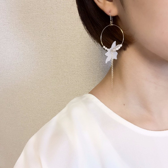 【sale】flower hoop pierce(イヤリング変更可) 1枚目の画像