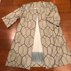 着物リメイク　大島からAライン7部袖コート 1枚目の画像