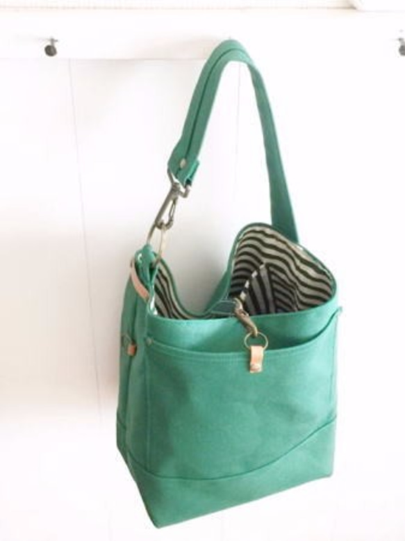 GREEN ﾜﾝﾊﾝﾄﾞﾙBAG 2枚目の画像