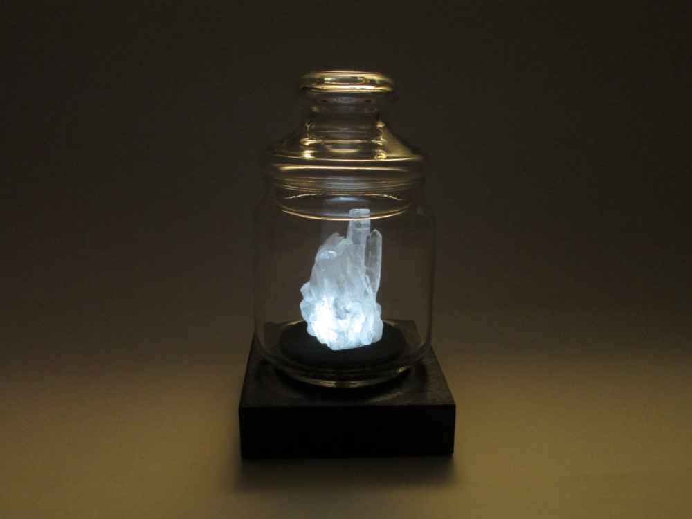 クォーツ 天然水晶 鉱物標本 LED ボトル ランプ ライト 照明 003
