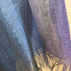 墨染め絹綿麻オーガンジーストール　[ブルー] 5枚目の画像