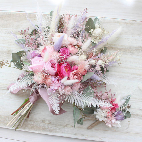 ヘッドパーツ、ブートニア