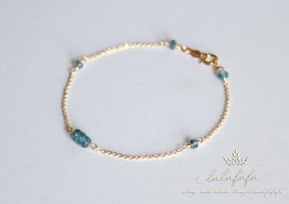 14Kgf ◇echelle◆douce◇静寂の青～deep blue kyanite bracelet 4枚目の画像