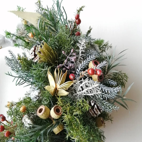 針葉樹の三日月リース～クリスマス～ リース viento 通販 10515227