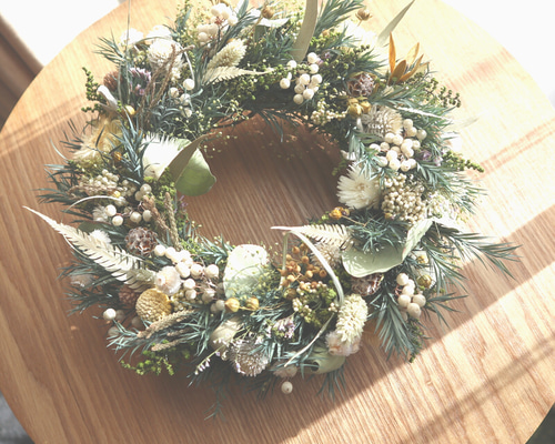 ☆さと☆深い森のclassicalなリース ⭐︎ daisy⭐︎ 深い森のclassicalなリース