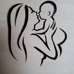 木工切り絵　母子のスキンシップ 2枚目の画像
