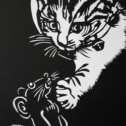 切り絵アート　猫とネズミ 4枚目の画像