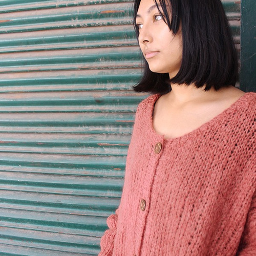 手編みモヘアロングカーディガン サーモンピンク ニット 手編みモヘアロングカーディガン サーモンピンク ニット