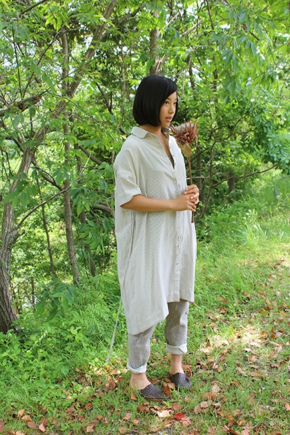 hand made in NEPAL 羽織りワイドシャツワンピース　草木染めストライプ