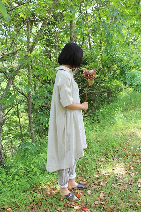 手工製作的NEPAL Haori寬襯衫連衣裙草染條紋 第2張的照片
