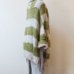 手工編織的寬鬆的外套橄欖邊界 第6張的照片