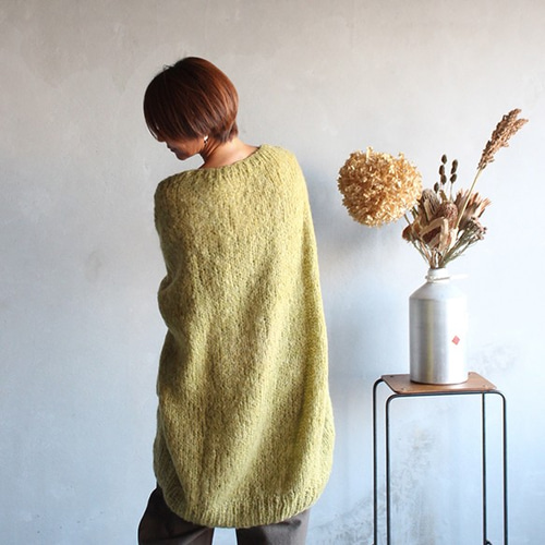 つつむ 手編みモヘアロングセーター○オリーブイエロー