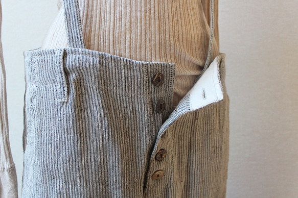 手工編織條紋背帶褲 第7張的照片