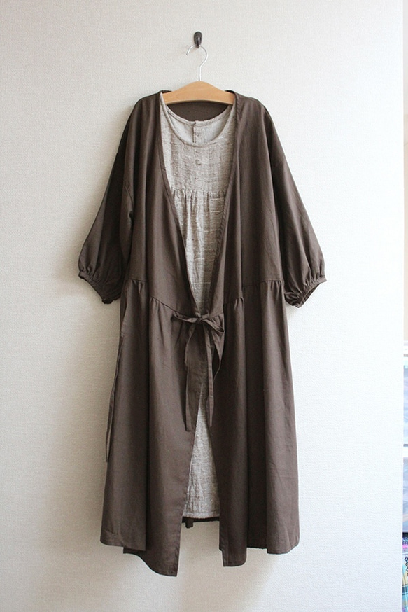 棉麻棕色 Cache-coeur 連衣裙 第6張的照片