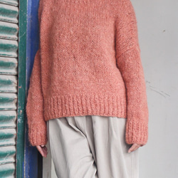 手編みモヘアショートセーター　サーモンピンク 5枚目の画像