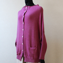 純羊絨鈕扣開衫粉色紫色 第6張的照片
