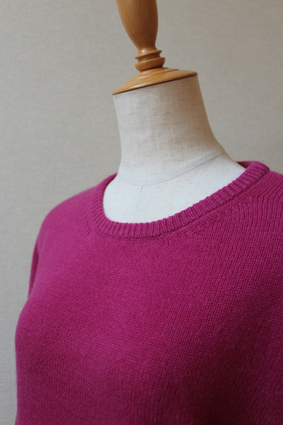 純羊絨圓領毛衣粉色 第7張的照片