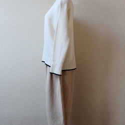 純羊絨圓領毛衣 白色 第7張的照片
