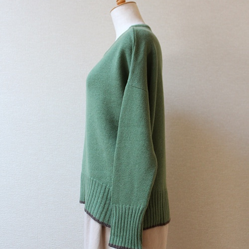 ピュアカシミヤ ラウンドネックセーター モスグリーン ニット