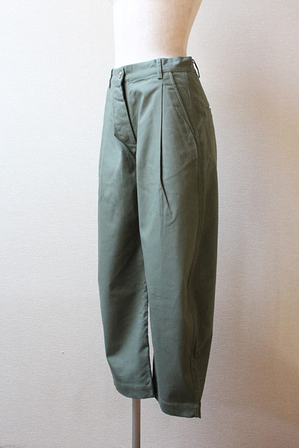 Silhouette Bijin ◉ 純棉斜紋氣球闊腿褲綠 第6張的照片