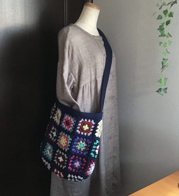 ❤️m❤️ バッグ ショルダー グラニー コロンと可愛いショルダーグラニーバッグ エレガントな刺繍レース風