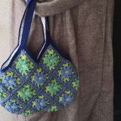 [訂製] 羊毛花朵圖案包 (藍色配綠色花朵) [Creema 獨家] 第1張的照片