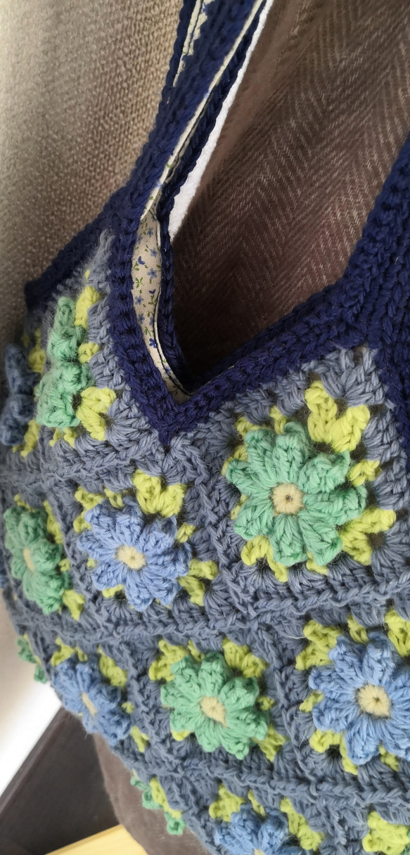 [訂製] 羊毛花朵圖案包 (藍色配綠色花朵) [Creema 獨家] 第2張的照片