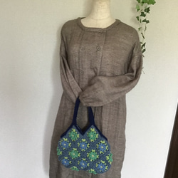 [訂製] 羊毛花朵圖案包 (藍色配綠色花朵) [Creema 獨家] 第6張的照片