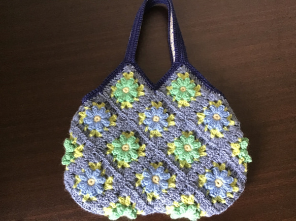 [訂製] 羊毛花朵圖案包 (藍色配綠色花朵) [Creema 獨家] 第7張的照片
