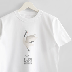 Tシャツ（BIRD DANCE / タンチョウ） 1枚目の画像