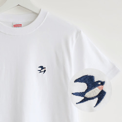 刺繍Tシャツ（BIRD!BIRD!BIRD! / ツバメ） 1枚目の画像