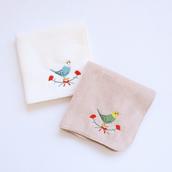 刺繍ミニタオル（セキセイインコ / カーネーション） ハンカチ