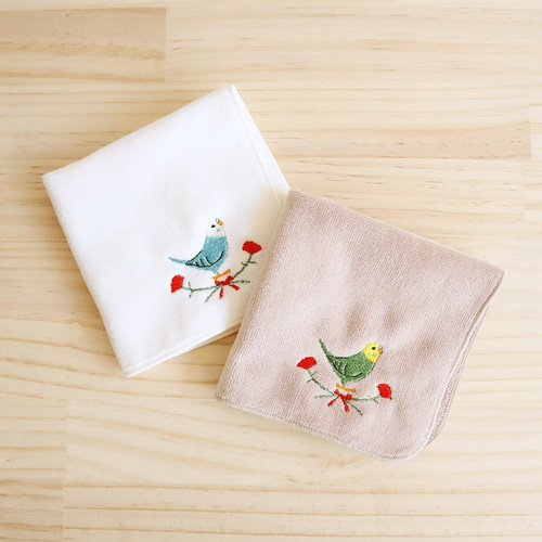 刺繍ミニタオル（セキセイインコ / カーネーション） ハンカチ