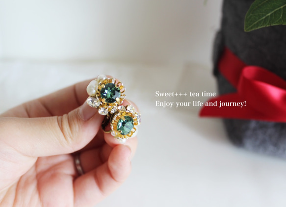芽持續★淡水珍珠和領夜綠色施華洛世奇珠寶耳環 第2張的照片