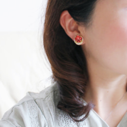 珠寶巧克力（紅色）◆小型淡水珍珠和施華洛世奇畢業刺繡耳環 第2張的照片