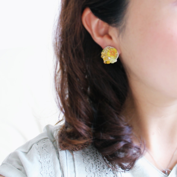 檸檬彩色花束◆歐珠和橄欖石刺繡耳環 第2張的照片