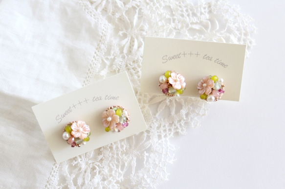 櫻花和嫩葉◆貝殼·淡水珍珠·粉紅色碧璽·蓮石刺繡耳環 第6張的照片