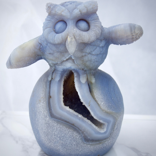 【宝石彫刻】アゲート（ジオード）・フクロウ 宝石彫刻】アゲート（ジオード）・フクロウ 天然石 しださん(=ﾟωﾟ