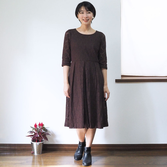 [XS-LL定做]軍裝風格的簡單連衣裙◇棕色玫瑰（總蕾絲）*襯裡 第1張的照片