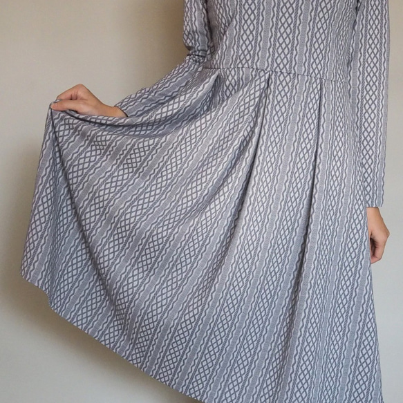 【XS-LL定做】阿米甚風簡約連衣裙◇艾倫針織圖案（灰色） 第7張的照片