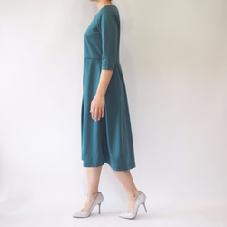 [M]阿米甚人風格的簡單連衣裙◇四分之三袖（苔綠色）*經典面料* 第8張的照片