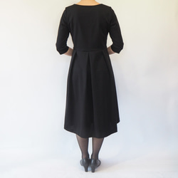 [L]阿米甚人風格的簡單連衣裙◇四分之三袖（正式黑色）*經典面料* 第7張的照片