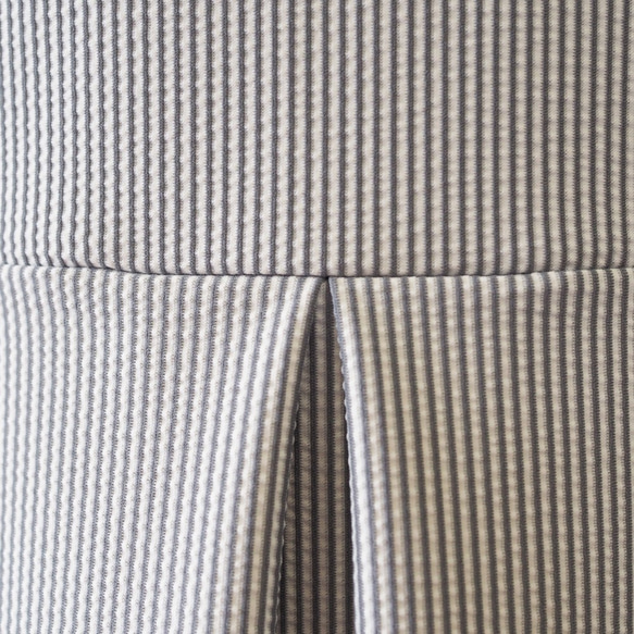 [M]阿米甚人式簡單連衣裙◇四分之三的袖子（豎條紋，灰色）*稍厚的面料* 第9張的照片