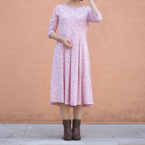 [XS-LL定做]阿米甚人風格的簡單連衣裙◇植物圖案，淡粉紅色（薄面料） 第6張的照片